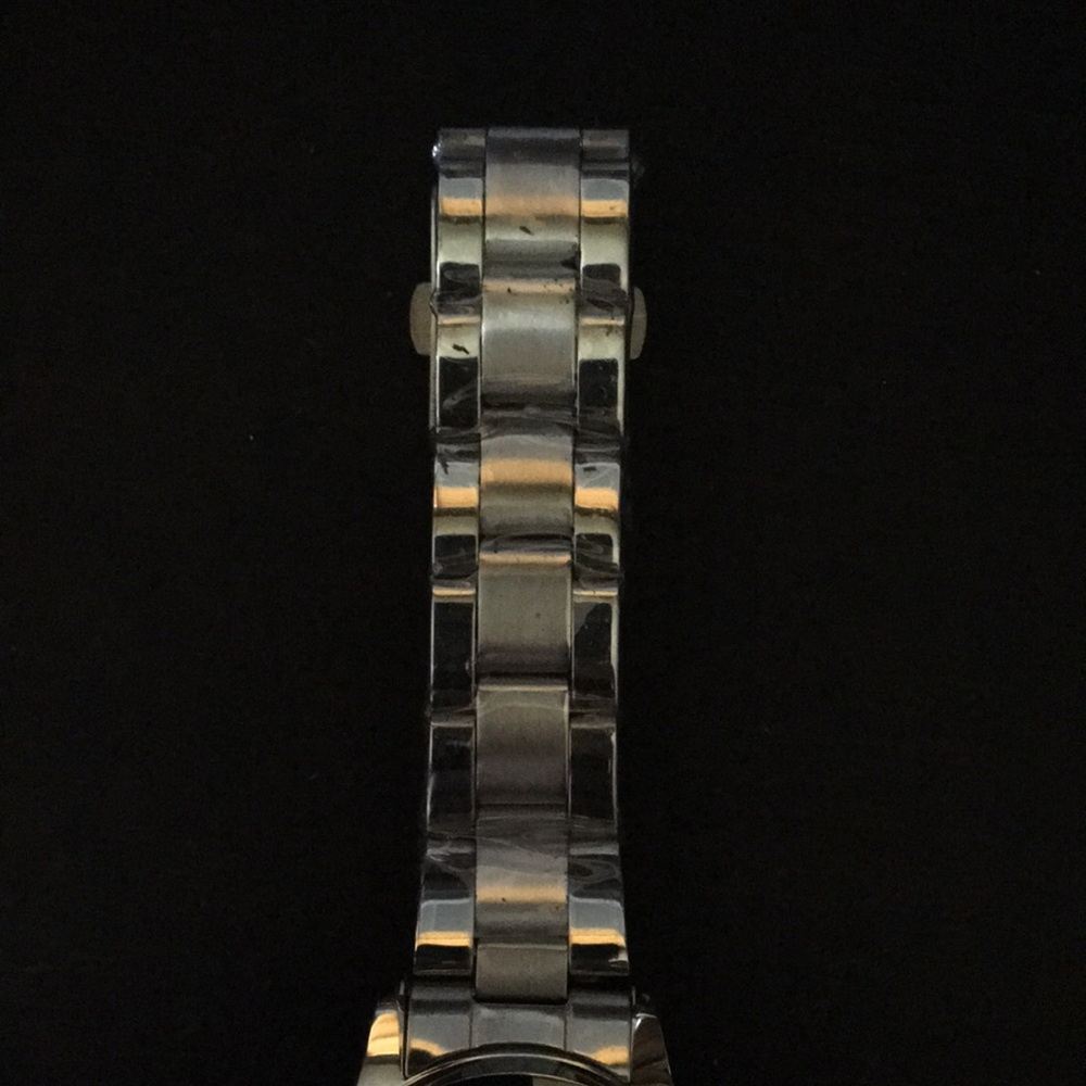 AP Lanch Watch - Picture 6 of 6